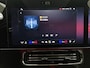 Mercedes-Benz GLB 200 Business Solution AMG 7p. 58 kWh | Premium pakket | Winterpakket | Nightpakket | Sportstoelen pakket | Trekhaak | Vast panoramadak | 19” vijfspaaks lichtmetalen AMG-velgen | GUARD 360°|