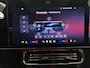 Mercedes-Benz GLB 200 Business Solution AMG 7p. 58 kWh | Premium pakket | Winterpakket | Nightpakket | Sportstoelen pakket | Trekhaak | Vast panoramadak | 19” vijfspaaks lichtmetalen AMG-velgen | GUARD 360°|
