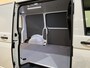 Volkswagen Transporter 2.0 TDI L1H1 150 PK Automaat / Euro 6 / Schuifdeur L + R / Airco / CarPlay / Cruise Control / Trekhaak / PDC / 3-Zits / 85.100 KM !!