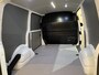 Volkswagen Transporter 2.0 TDI L1H1 150 PK Automaat / Euro 6 / Schuifdeur L + R / Airco / CarPlay / Cruise Control / Trekhaak / PDC / 3-Zits / 85.100 KM !!