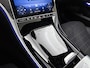 Mercedes-Benz C-klasse 300 e 140 Years Edition | Comfortpakket Plus | Nightpakket | Winterpakket | Parkeerpakket met 360°-camera | Panoramaschuifdak | 360° camera | Warmtewerend, donkergetint glas | 19" multispaaks lichtmetalen AMG-velgen |