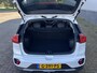 Kia Niro Hybrid DynamicPlusLine 1.6 GDi 141pk | ALL SEASON BANDEN | ADAPTIVE CRUISE| CAMERA | NAVI | DODEHOEK ASSISTENTIE | PRIVACY GLASS | STOEL- & STUURWIELVERWARMING | HEV | ISOFIX |