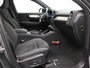 Volvo XC40 B4 AUT(7) PLUS DARK SCHUIFDAK HARMAN KARDON TREKHAAK CAMERA