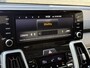 Kia Sorento 1.6 T-GDI Plug-in Hybrid 4WD DynamicPlusLine | 7-persoons | Trekhaak afneembaar | Lederen bekleding | Stoel&stuurverwarming | Camera | Adaptieve cruise | Lane assist | Dodehoekdetectie | Full-LED | DAB |Navigatie | Apple CarPlay | Bose audio | 19 inch velgen | Elektrische achterklep | Volledig onderhouden