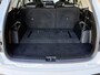 Kia Sorento 1.6 T-GDI Plug-in Hybrid 4WD DynamicPlusLine | 7-persoons | Trekhaak afneembaar | Lederen bekleding | Stoel&stuurverwarming | Camera | Adaptieve cruise | Lane assist | Dodehoekdetectie | Full-LED | DAB |Navigatie | Apple CarPlay | Bose audio | 19 inch velgen | Elektrische achterklep | Volledig onderhouden