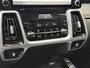 Kia Sorento 1.6 T-GDI Plug-in Hybrid 4WD DynamicPlusLine | 7-persoons | Trekhaak afneembaar | Lederen bekleding | Stoel&stuurverwarming | Camera | Adaptieve cruise | Lane assist | Dodehoekdetectie | Full-LED | DAB |Navigatie | Apple CarPlay | Bose audio | 19 inch velgen | Elektrische achterklep | Volledig onderhouden