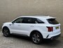 Kia Sorento 1.6 T-GDI Plug-in Hybrid 4WD DynamicPlusLine | 7-persoons | Trekhaak afneembaar | Lederen bekleding | Stoel&stuurverwarming | Camera | Adaptieve cruise | Lane assist | Dodehoekdetectie | Full-LED | DAB |Navigatie | Apple CarPlay | Bose audio | 19 inch velgen | Elektrische achterklep | Volledig onderhouden