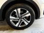 Kia Sorento 1.6 T-GDI Plug-in Hybrid 4WD DynamicPlusLine | 7-persoons | Trekhaak afneembaar | Lederen bekleding | Stoel&stuurverwarming | Camera | Adaptieve cruise | Lane assist | Dodehoekdetectie | Full-LED | DAB |Navigatie | Apple CarPlay | Bose audio | 19 inch velgen | Elektrische achterklep | Volledig onderhouden