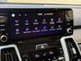 Kia Sorento 1.6 T-GDI Plug-in Hybrid 4WD DynamicPlusLine | 7-persoons | Trekhaak afneembaar | Lederen bekleding | Stoel&stuurverwarming | Camera | Adaptieve cruise | Lane assist | Dodehoekdetectie | Full-LED | DAB |Navigatie | Apple CarPlay | Bose audio | 19 inch velgen | Elektrische achterklep | Volledig onderhouden