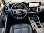 Kia Sorento 1.6 T-GDI Plug-in Hybrid 4WD DynamicPlusLine | 7-persoons | Trekhaak afneembaar | Lederen bekleding | Stoel&stuurverwarming | Camera | Adaptieve cruise | Lane assist | Dodehoekdetectie | Full-LED | DAB |Navigatie | Apple CarPlay | Bose audio | 19 inch velgen | Elektrische achterklep | Volledig onderhouden