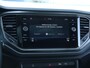 Volkswagen T-Roc 1.5 TSI Style 150 pk | Panoramadak | Led Koplampen | Trekhaak | Navigatie | Stoelverwarming