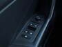 Volkswagen T-Roc 1.5 TSI Style 150 pk | Panoramadak | Led Koplampen | Trekhaak | Navigatie | Stoelverwarming