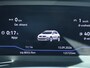 Volkswagen T-Roc 1.5 TSI Style 150 pk | Panoramadak | Led Koplampen | Trekhaak | Navigatie | Stoelverwarming