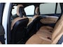 Volvo XC90 T5 AWD Inscription - IntelliSafe Assist & Surround - Adaptieve LED koplampen - Standkachel - Verwarmde voorstoelen, stuur & achterbank - Elektr. bedienb. voorstoelen met geheugen - Parkeercamera achter - Parkeersensoren voor & achter - Extra getint glas - Inklapbare trekhaak