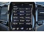 Volvo XC90 T5 AWD Inscription - IntelliSafe Assist & Surround - Adaptieve LED koplampen - Standkachel - Verwarmde voorstoelen, stuur & achterbank - Elektr. bedienb. voorstoelen met geheugen - Parkeercamera achter - Parkeersensoren voor & achter - Extra getint glas - Inklapbare trekhaak