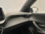 Peugeot e-2008 EV Allure Pack 50 kWh Camera | Digitaal Dashboard | 17" Lichtmetaal | Carplay | Climate Control | Cruise | DAB | LED | Parkeersensoren | Achteruitrijcamera | Airco (automatisch) | Apple Carplay/Android Auto|telefoonintegratie premium