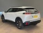 Peugeot e-2008 EV Allure Pack 50 kWh Camera | Digitaal Dashboard | 17" Lichtmetaal | Carplay | Climate Control | Cruise | DAB | LED | Parkeersensoren | Achteruitrijcamera | Airco (automatisch) | Apple Carplay/Android Auto|telefoonintegratie premium