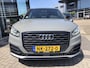 Audi Q2 1.4 TFSI 150PK S-TRONIC AUTOMAAT 2X S-LINE NAVI/ NANOGREY/LED/19''ROTOR/PDC/SFEER/S&S/KUIPZETELS/MEDIA/BTA .NL AUTO/KM=NAP
