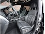 BMW X7 40i xDrive | HUD - Sky Lounge