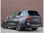 BMW X7 40i xDrive | HUD - Sky Lounge