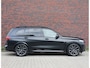 BMW X7 40i xDrive | HUD - Sky Lounge