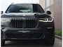 BMW X7 40i xDrive | HUD - Sky Lounge