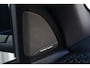 BMW X5 xDrive50e M Sport | 495 PK | PHEV | Pano | HUD | 360° | Softclose BMW X5 xDrive50e M Sport 495 PK Plug-in Hybrid met 3.0 zescilinder benzinemotor en 8-traps automatische transmissie, voorzien van een elektrisch panoramadak, luxe lederen bekleding, Head-Up D