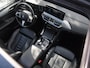 BMW X3 xDrive30e Business Edition Plus | M-Pakket | Panoramadak | Trekhaak | Head-Up Display | 360 Camera | Sfeerverlichting | LED-Laser |