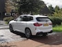 BMW X3 xDrive30e Business Edition Plus | M-Pakket | Panoramadak | Trekhaak | Head-Up Display | 360 Camera | Sfeerverlichting | LED-Laser |