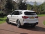 BMW X3 xDrive30e Business Edition Plus | M-Pakket | Panoramadak | Trekhaak | Head-Up Display | 360 Camera | Sfeerverlichting | LED-Laser |
