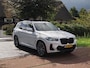 BMW X3 xDrive30e Business Edition Plus | M-Pakket | Panoramadak | Trekhaak | Head-Up Display | 360 Camera | Sfeerverlichting | LED-Laser |