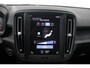 Volvo XC40 T2 129PK AUT8 Momentum Core | Cruise Control | Navigatie | Verwarmbare voorstoelen + stuurwiel | Park Assist achter | Bluetooth telefoon | Volvo OnCall | Apple CarPlay/Android Auto | 17'' Lichtmetalen wielen |