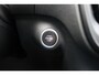Volvo XC40 T2 129PK AUT8 Momentum Core | Cruise Control | Navigatie | Verwarmbare voorstoelen + stuurwiel | Park Assist achter | Bluetooth telefoon | Volvo OnCall | Apple CarPlay/Android Auto | 17'' Lichtmetalen wielen |