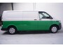 Volkswagen Transporter 2.0 TDI 110 pk L2H1 Airco, Two Tone Groen / Wit Cruise Control, Trekhaak 2.200 kg, 2-Zits