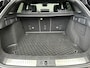 Land Rover Range Rover Velar 3.0 D300 AWD R-Dynamic HSE | Dealer Onderhouden | Panoramadak | Adaptive Cruise | Luchtvering | Camera |