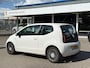 Volkswagen Up! 1.0 high up! | Navi, Cruise, Airco, Bluetooth | 2e Eigenaar | Goed onderhouden! | NAP |