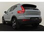 Volvo XC40 B4 (M-HYBRID) PLUS DARK -HARMAN/KARDON|CAMERA|ADAP.CRUISE|POWER-SEATS|VERW.VOORRUIT|PRIVACY.GLAS|TREKHAAK|18"