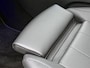 Mercedes-Benz GLB 200 Star Edition LIMITED Panoramadak l Keyless l Trekhaak l Navigatie l Stoelverwarming l Sfeerverlichting l Leder l Achteruitrijcamera Inclusief 24 maanden MB Certified garantie voor Europa.