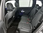 Mercedes-Benz GLB 200 Star Edition LIMITED Panoramadak l Keyless l Trekhaak l Navigatie l Stoelverwarming l Sfeerverlichting l Leder l Achteruitrijcamera Inclusief 24 maanden MB Certified garantie voor Europa.