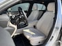 Mercedes-Benz A-klasse 250 e Business Solution Luxury Limited 17"/Panoramadak/Leder + memory/Stoelverwarming/Camera/Dodehoek/Keyless/Matrix LED