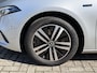 Mercedes-Benz A-klasse 250 e Business Solution Luxury Limited 17"/Panoramadak/Leder + memory/Stoelverwarming/Camera/Dodehoek/Keyless/Matrix LED