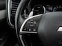 Mitsubishi Outlander 2.0 PHEV Instyle+ PANORAMADAK/STOEL VERWARMING/ACC/LDW/CAMERA/KEYLESS ENTRY & GO/TREKHAAK AFNEEMBAAR