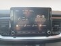 Kia Stonic 1.0T DynamicLine | Camera | Climate control | Apple Carplay / Android Auto | Cruise control | Parkeersensoren achter | Lichtmetalen velgen 16inch |