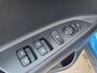 Kia Stonic 1.0T DynamicLine | Camera | Climate control | Apple Carplay / Android Auto | Cruise control | Parkeersensoren achter | Lichtmetalen velgen 16inch |