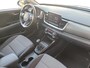 Kia Stonic 1.0T DynamicLine | Camera | Climate control | Apple Carplay / Android Auto | Cruise control | Parkeersensoren achter | Lichtmetalen velgen 16inch |