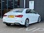 Mercedes-Benz A-klasse 200 Premium/SFEERVERLICHTING/PANO-DAK/CAMERA/NETTE STAAT!!