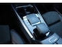 Mercedes-Benz B-klasse 200 Aut AMG Pakket AMG NightPakket (Panoramadak Sportleder Navi/Camera Sfeer Trekhaak Full-Led PrivacyGlass Pdc V+A)