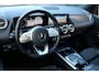 Mercedes-Benz B-klasse 200 Aut AMG Pakket AMG NightPakket (Panoramadak Sportleder Navi/Camera Sfeer Trekhaak Full-Led PrivacyGlass Pdc V+A)