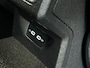 Volkswagen Golf 1.0 eTSI Life /DIGTAAL Cockpit/CARPLAY/SFEERVERLICHTING/NETTE STAAT!!