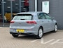 Volkswagen Golf 1.0 eTSI Life /DIGTAAL Cockpit/CARPLAY/SFEERVERLICHTING/NETTE STAAT!!